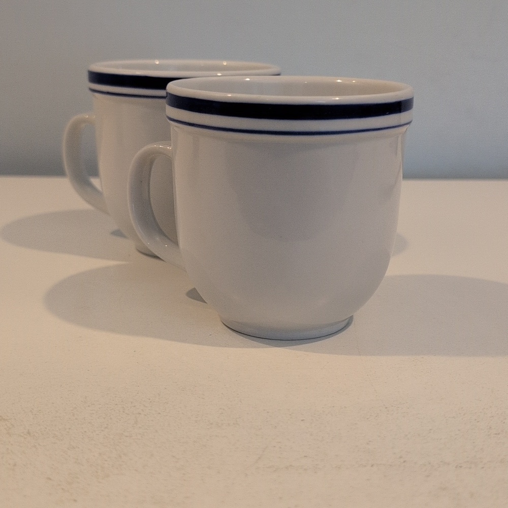 Pottery Barn Ceramic 12 Ounce Club Blue Coffee Mug Set. - Picture 12 of 16